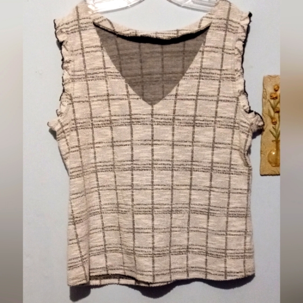 Banana Republic Textured top